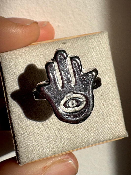 Sacred hamsa hand ring – protection in silver 🪬