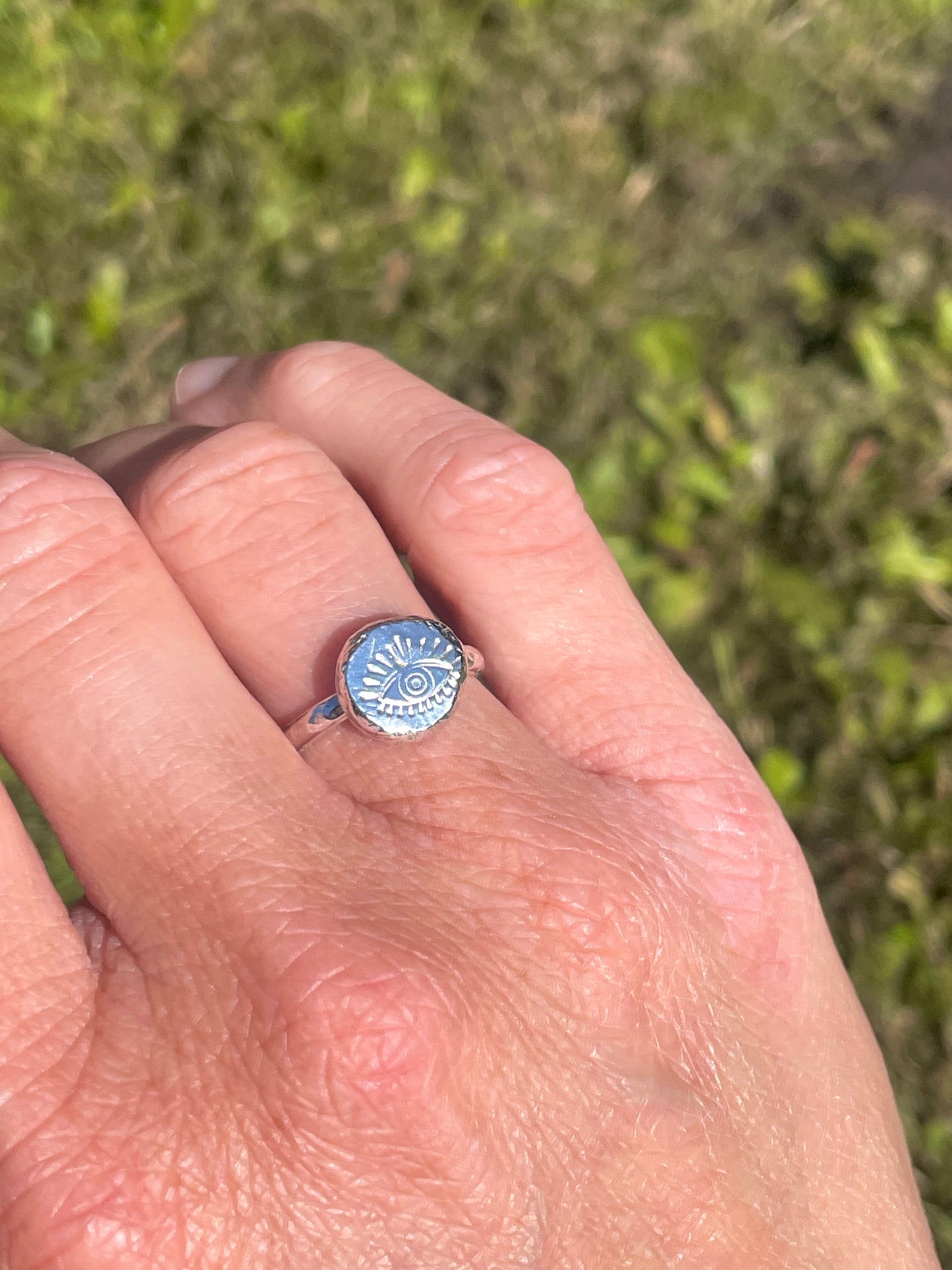 eye pebble ring