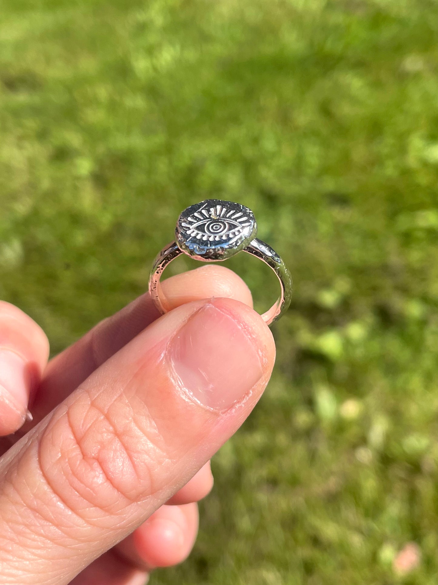 eye pebble ring
